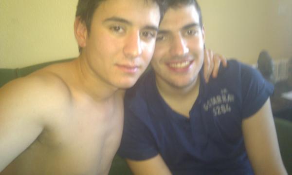 dvdnicolas16's tweet photo. ,
 Amanececiendo con @javierantonsoto http://t.co/oI7WguDd