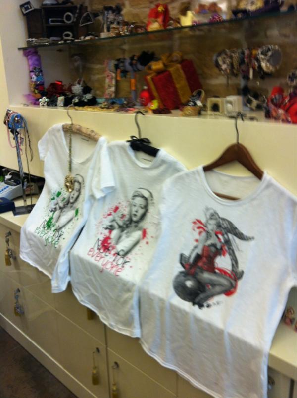 CreativeStoreIt's tweet image. Scopri le nuove Creative Shirts - info: w.creativestore@gmail.com 
Spedizione Gratis!