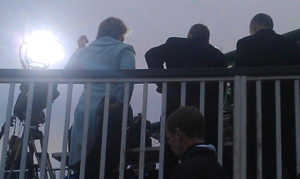 P_JWally's tweet photo. @wiggledotdot I believe I have the photo evidence of you BF loitering, waiting to grab @clarebalding1 ankle. ;-) http://t.co/I8QgRGX0