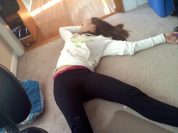 TessaMiles01's tweet image. When I turn around and see this.. #uhmhello #loveyou @cecilialuciaa