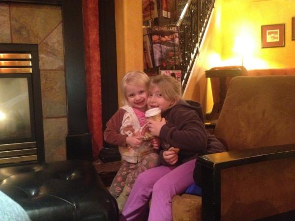 troylhooper's tweet image. A little dad and daughters time at #moxiejava