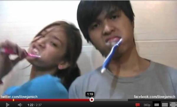 kristinereyes__'s tweet image. Pano magtoothbrush ang siga :)) #HowToBrushYourTeeth :&amp;gt; @ilovejamich