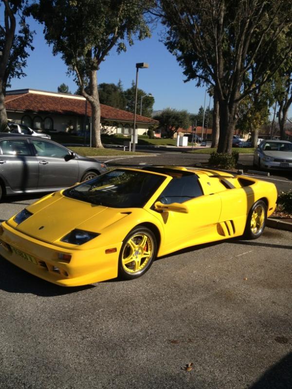 NateJamesMMA's tweet image. Was feeling cool driving to practice w/ the top open... And then parked next to this. #oneupper