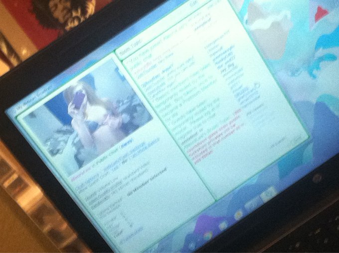 On mfc now come join me :) http://t.co/cKeUC0vm<a href="/tag/nowplaying"class="tags"><span>#nowplaying</span></a>