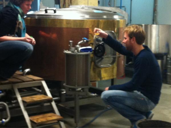Onderleiding van onze brouwmeesters ruuds wordt dit dus een echt mooi biertje #purenoodzaak