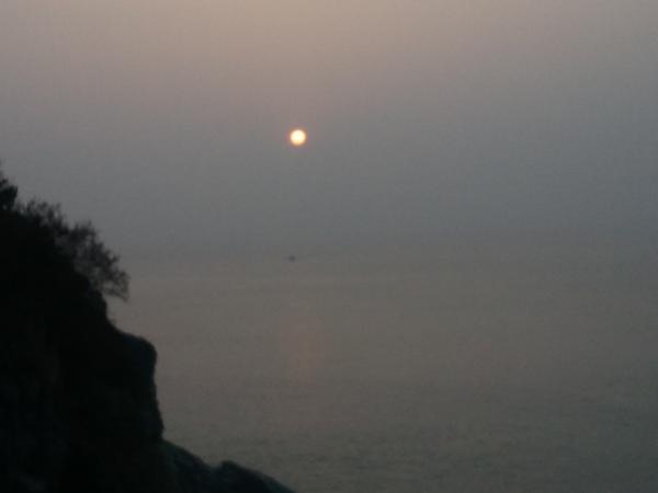 mi727's tweet image. 연중, 가족 행사, 해맞이ㅎ
다행스럽게도, 올해도 해를 보았다.

다들 복 받으세요!