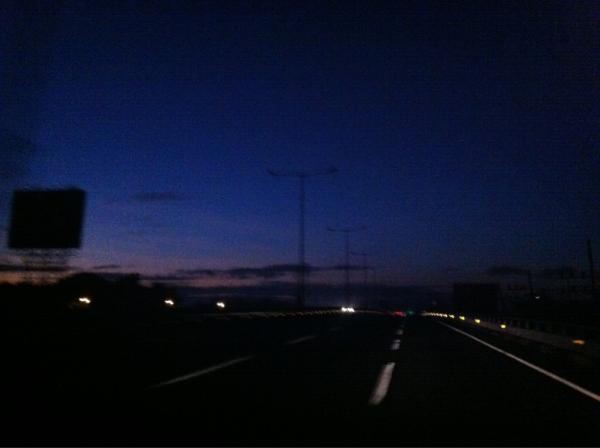 talatulala's tweet image. #skyway WHY U NO STREET LIGHTS at 5 in the morning? #drivinginthedark #sobranatamanapalitanna