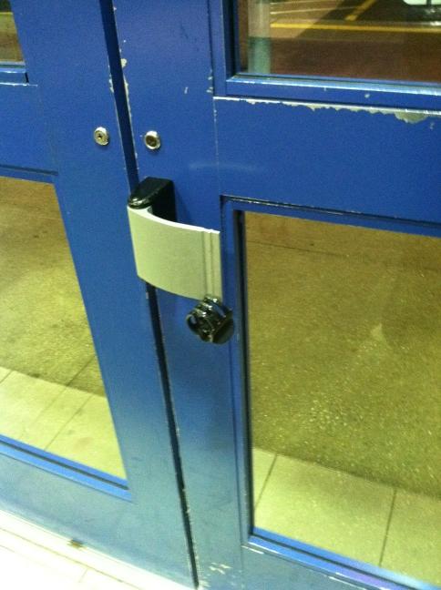 AlexaMarie194's tweet image. Da fuck? #mallproblems