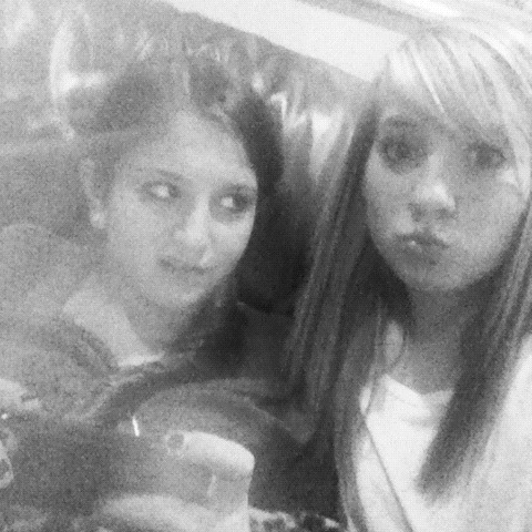 mally_cyrus's tweet image. she really does love me #isware