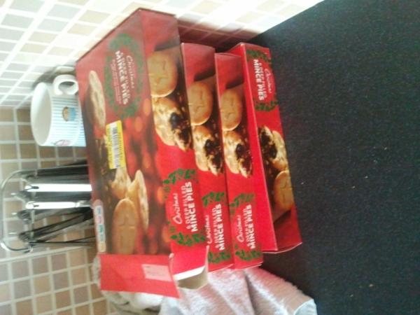 samservers's tweet image. @tehc_uk 10p each tesco, I had 6 but 2 are gone :(