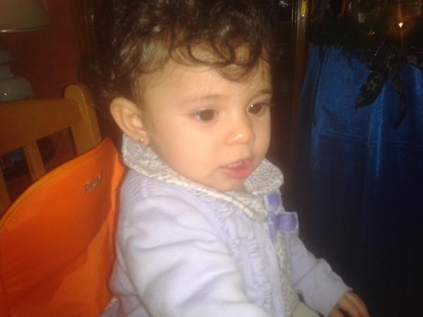 NievesPiscis's tweet photo. Mi sobrinita ...mee encanta!! http://t.co/TSOHGcUs