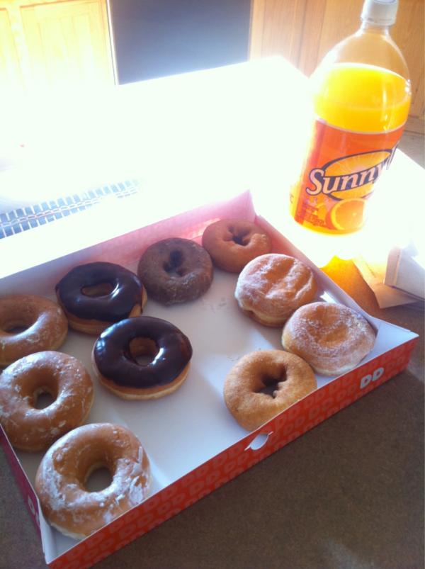 FourtyFOURTY's tweet image. +I do this shit cuz I love y'all #BreakfastOnMe