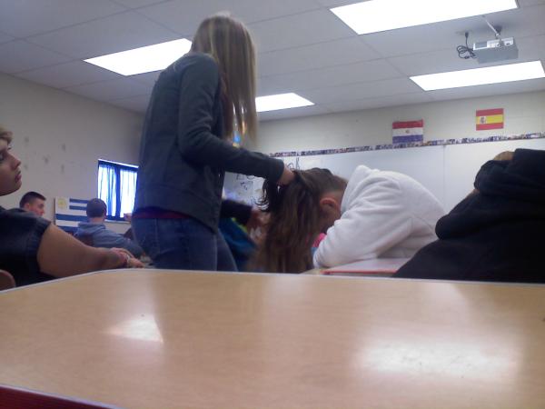 nelsonnoland's tweet photo. What exactly is going on here? I like it though. http://t.co/hby13VvD