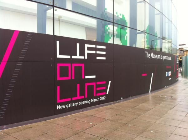 The glass has been wrapped for #lifeonline