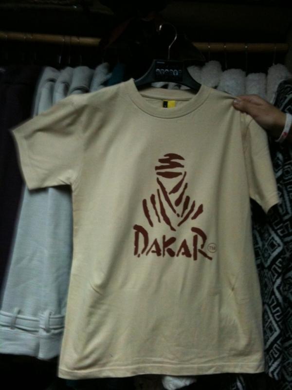 panchokraneo's tweet photo. Poleras del Dakar a la venta en @spanterskate :) http://t.co/0t5JfkoW