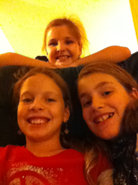YarbroughAlisa's tweet photo. me bailey and allison http://t.co/62Mtn3uy