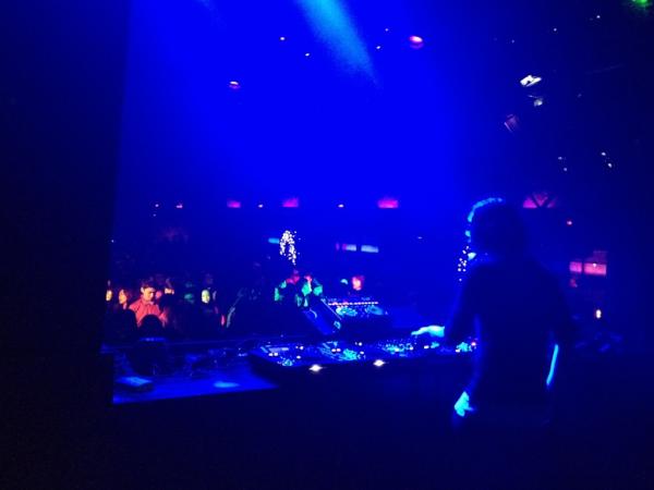 yoroishi's tweet image. Quake Festival 2012 Countdown

벌써 일주일이 흘렀다 ㅋ
갠적으로 @DJRoem 이 왔으면 했었는데 ㅡㅡ 아쉽게도 이때 먼가가 있었나 싶다
@club_Octagon 에 놀러가야하는데