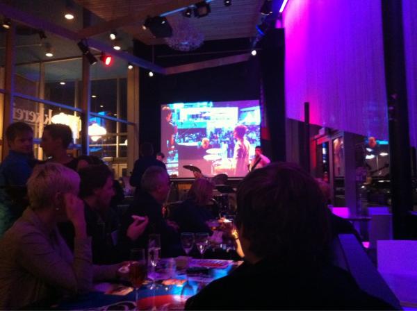 VzwBakfiets's tweet photo. Volop genieten van de sfeer op het medewerkersfeestje! http://t.co/o6TCubWJ