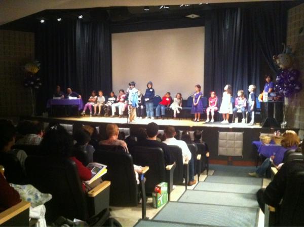LearningChoice's tweet photo. Another epic spelling performance by our 3rd grade participants! Back and forth for over 30 min! #homeschool http://t.co/cz1DyMYe