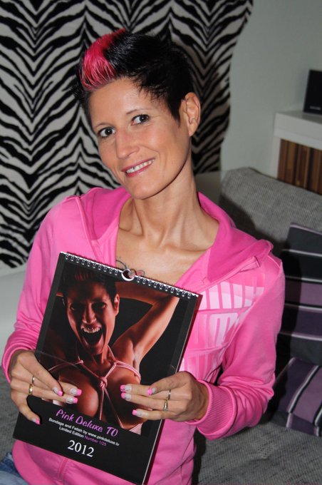 Heute noch mal 10%  bei http://t.co/m6feZORL und 10 Kalender gibts noch http://t.co/5piQKnTl