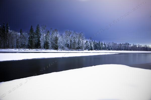 JimStiles1's tweet photo. Wallace & Skykomish Rivers - shot in total darkness!

1/19/2012
Sultan, Washington http://t.co/jcUOlxpS