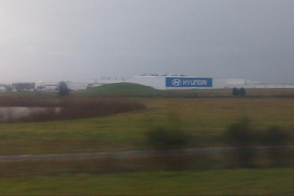 SmartLeads's tweet photo. Made in America...Hyundai's plant in Montgomery, Alabama - http://t.co/44vs1nef