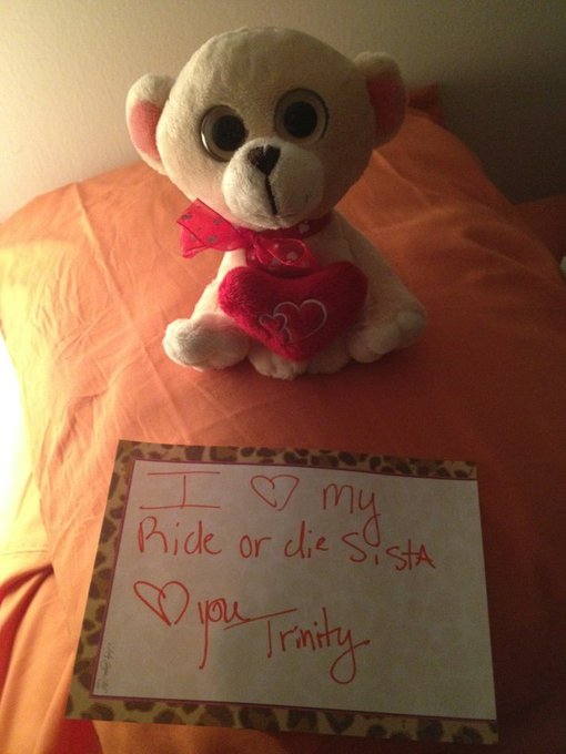 Watch Riley Reid's leaked NSFW photo on TwXstars