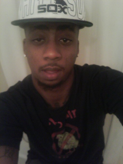 A lil faded http://t.co/gsHvjYSO<a href="/tag/rare"class="tags"><span>#rare</span></a><a href="/tag/rnr"class="tags"><span>#rnr</span></a>