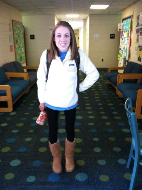 lolobarnett's tweet image. @emigrace_10 &apos;s first time wearing leggings!! #imabadexample #welcometotheleggingsclub