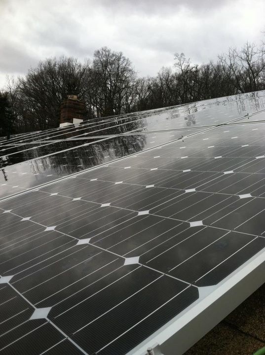 CrossRiverSolar's tweet image. 7.65kW system installed 12/2011 in Easton,PA. Another happy customer saving money!
