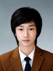 JinyoungStan's tweet photo. Jinyoung pre-debut #21 *DIES* http://t.co/ozztZocW