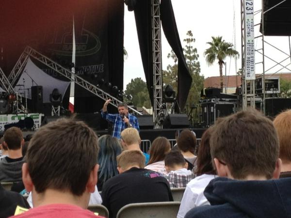 WhitenDesign's tweet image. Morning worship #ragefest2012