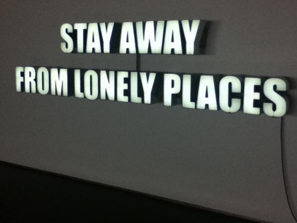 dorothybinbin's tweet photo. Stay away from lonely place.... http://t.co/3uMRhogW
