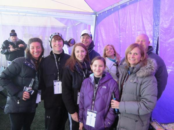 Vision_Tech_Inc's tweet image. Everyone had a great time cheering the #Ravens’ to victory in their win over Houston. #VisionTechnologies