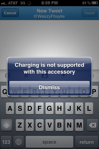 _bayliemakenna's tweet image. I'm about to throw my phone across the room if it doesn't stop doing this shit.. #gettingmad. 😡