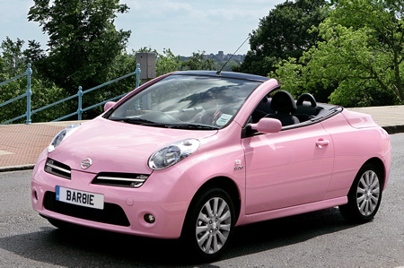 QuiqueDeLucas's tweet photo. Mi nuevo coche, pero bueno espero que haya mejor material, que  es ultimamente porque en Vigo hay muchas bigotudas. http://t.co/MDPXPdTy