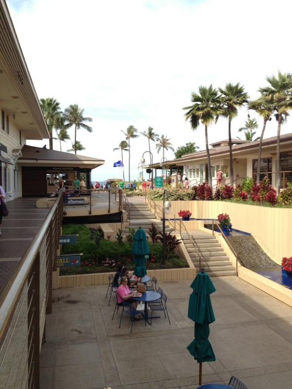 yukoii's tweet photo. Whale village 2 http://t.co/TdrR6XWY