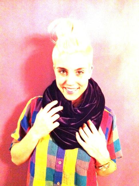 drkalso's tweet image. yup, purple velvet circle scarf made by yours truly. #ontothenextproject #theskyisthelimit