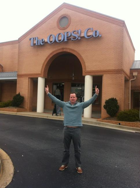 UHjsmith's tweet image. I don't know what they sell, but believe my resume speaks to why I'm perfect for a job here .@governorperry #perryposse