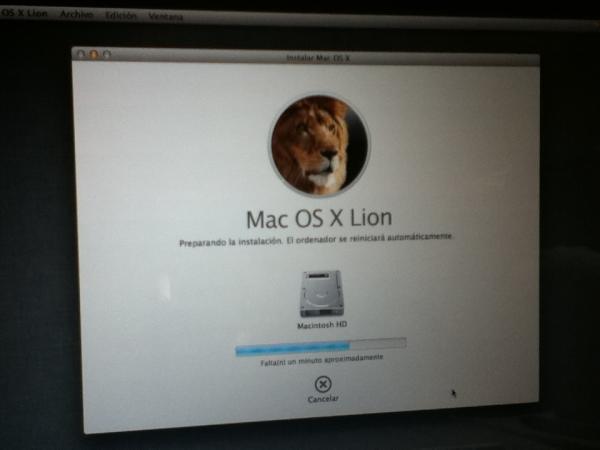 erikaperugachi's tweet image. Instalando... #MacOsXLion