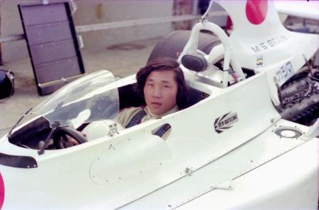 日本初のF1 マキF1に乗った レーサー新井鐘哲 （レーシングネーム速水