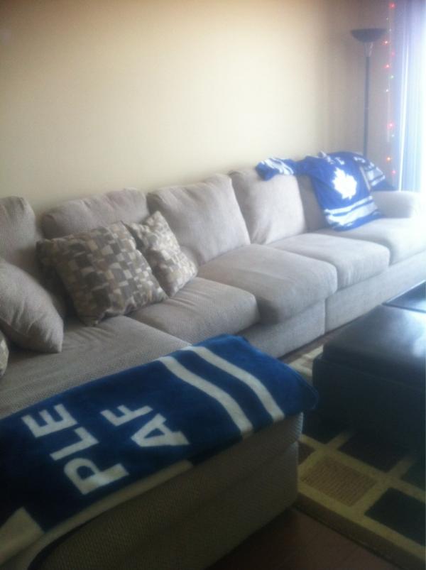 squishspicks's tweet image. Lovin my space.