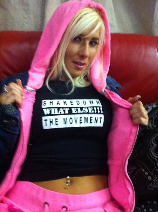 BTS with @uncutrawtv n my @redcafe tee http://t.co/gTFQWgyn<a class="tags" target="_blank" title="On Twitter" href="/?out=eyJ0eXAiOiJKV1QiLCJhbGciOiJIUzUxMiJ9.eyJpYXQiOjE3MjU2NzUwNTIsImlzcyI6InR3cG9ybnN0YXJzLmNvbSIsIm5iZiI6MTcyNTY3NTA1MiwiZXhwIjoxNzU3MjExMDUyLCJyZWRpcmVjdF91cmwiOiJodHRwczovL3R3aXR0ZXIuY29tL3VuY3V0cmF3dHYifQ.IASSMVUeFEDnpZlVX17ZbbuAZ-RGb1-lu8g6sURAKfAM96EHTPFAroGx1uee45lINYBVvapHVvCtttOc-6Z__Q">@uncutrawtv</a><a class="tags" target="_blank" title="On Twitter" href="/?out=eyJ0eXAiOiJKV1QiLCJhbGciOiJIUzUxMiJ9.eyJpYXQiOjE3MjU2NzUwNTIsImlzcyI6InR3cG9ybnN0YXJzLmNvbSIsIm5iZiI6MTcyNTY3NTA1MiwiZXhwIjoxNzU3MjExMDUyLCJyZWRpcmVjdF91cmwiOiJodHRwczovL3R3aXR0ZXIuY29tL3JlZGNhZmUifQ.ctzxtZ5ATUz277GfEeo8qttXC-fdnO3ZQf16NSNeQ4KGl3FQRGsxrr0lSIKSSxu2eg0-TRkR7jyhsCo5B44Ghw">@redcafe</a><a href="/tag/model"class="tags"><span>#model</span></a>