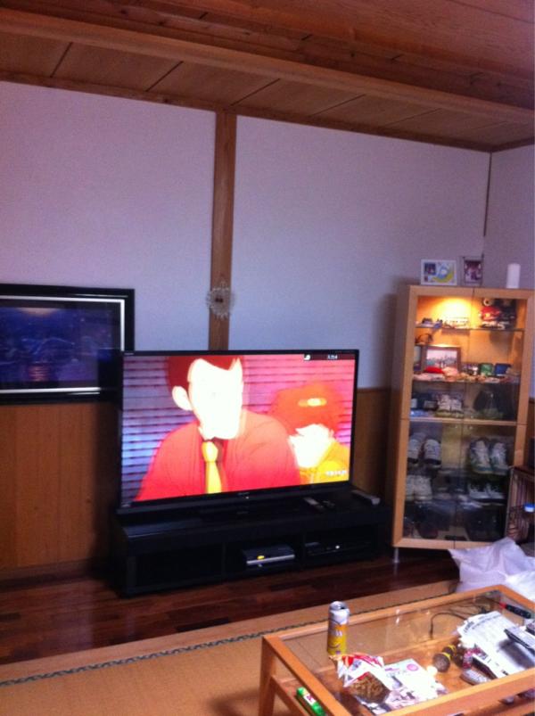 junhatabo's tweet image. ６０インチAQUOSば、衝動買いしてしもた(･_･;
予想以上の大きさばい！