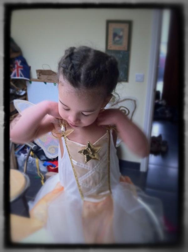 ProjectPiper's tweet image. Aren't I pretty pretty fairy...
@TheRiisLewis