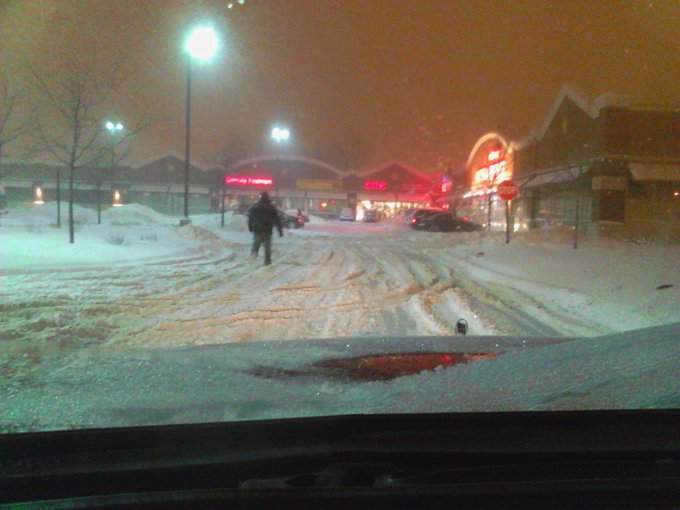 On my way to the  studio, i think its safe to say that its a NO!!!! GO!!!! LOL!!!! #whenGodmovesHEmoves<a href="/tag/whengodmoveshemoves"class="tags"><span>#whengodmoveshemoves</span></a>