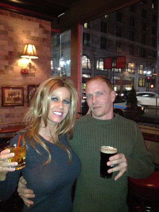 Having drinks with Kyle in NYC. Cheers. Xxoo http://t.co/qL8Trge5<a href="/tag/titmaspresent"class="tags"><span>#titmaspresent</span></a>