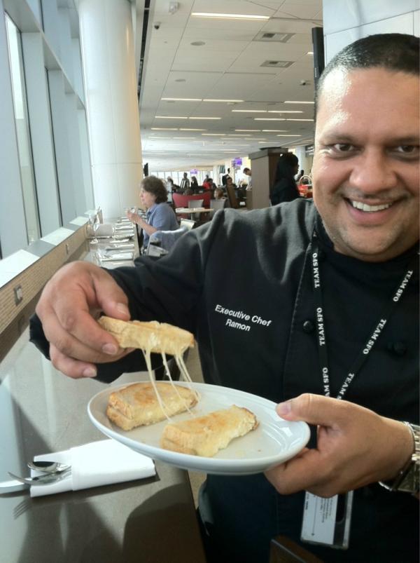 CatCorasKitchen's tweet photo. Its cold outside, its time for comfort food. Come by and get a tomato soup and grilled cheese croutons..at SFO http://t.co/ZwAlMpwL