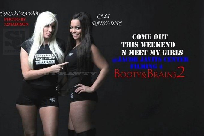 Come out n meet me &amp; my #Model friends http://t.co/9Fo0VEyT<a href="/tag/model"class="tags">#Model</a>