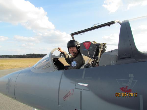 WeiATW's tweet photo. First L39 Ride http://t.co/AdsursgK